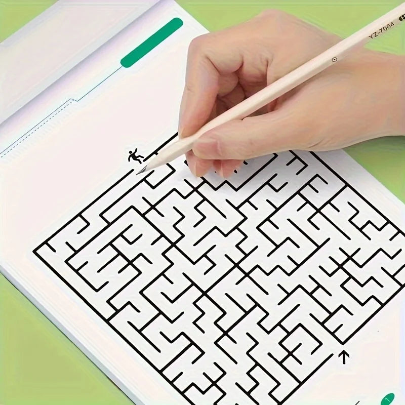 Children's Early Learning Maze Puzzle Book - Focus Training Game, Maze Training Book, Used to Improve Concentration, a Puzzle Game Designed to Enhance Students' Thinking and Attention, an Intelligence Development Toy, a Fun G